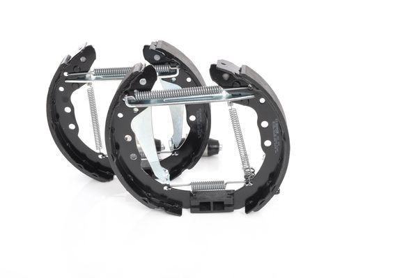 Комплект тормозных колодок 0 204 114 634 BOSCH #2