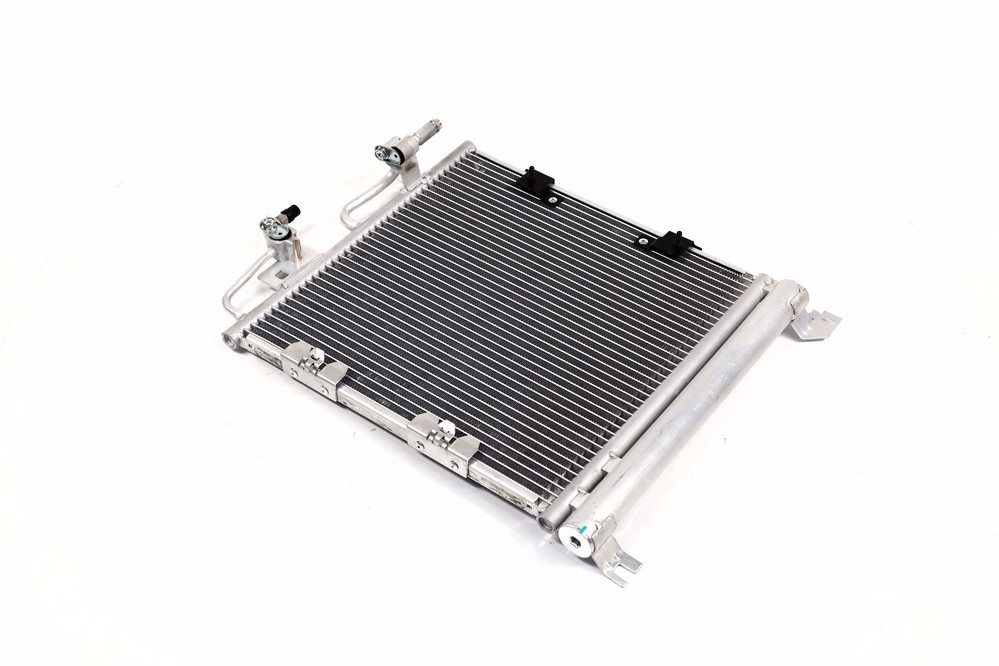 Конденсатор кондиціонера OPEL ASTRA H 04- (1.7CDTi) (TEMPEST), TEMPEST TP.1594768 Конденсатор кондиціонера OPEL ASTRA H 04- (1.7CDTi) (TEMPEST), TEMPEST TP.1594768