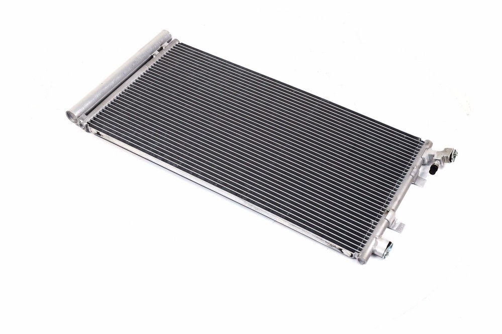 Конденсатор кондиціонера RENAULT MEGANE 08-11 (TEMPEST), TEMPEST TP.15940160 Конденсатор кондиціонера RENAULT MEGANE 08-11 (TEMPEST), TEMPEST TP.15940160