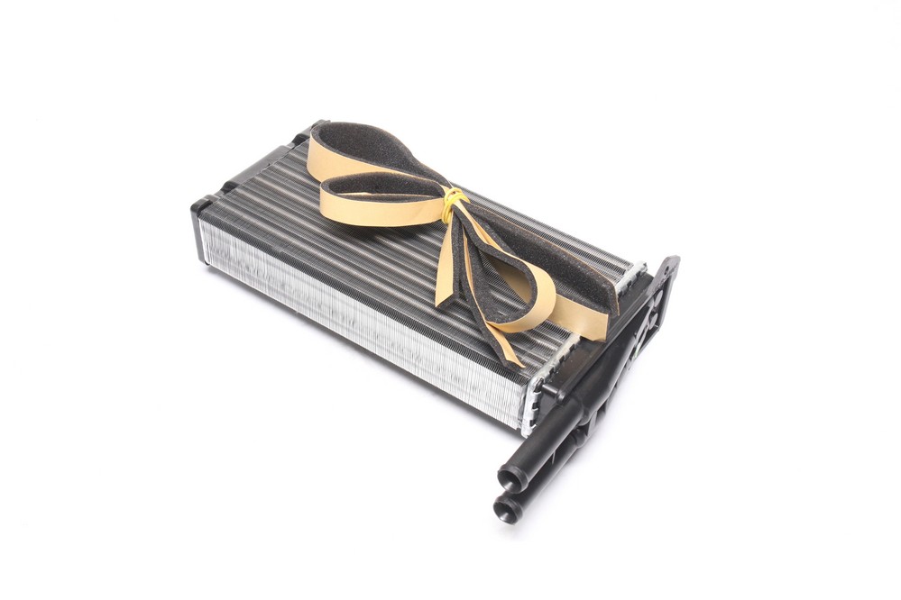 Радіатор обігрівача FORD SIERRA 82-93, SCORPIO 85-98 (TEMPEST), TEMPEST TP.157071761 Радіатор обігрівача FORD SIERRA 82-93, SCORPIO 85-98 (TEMPEST), TEMPEST TP.157071761