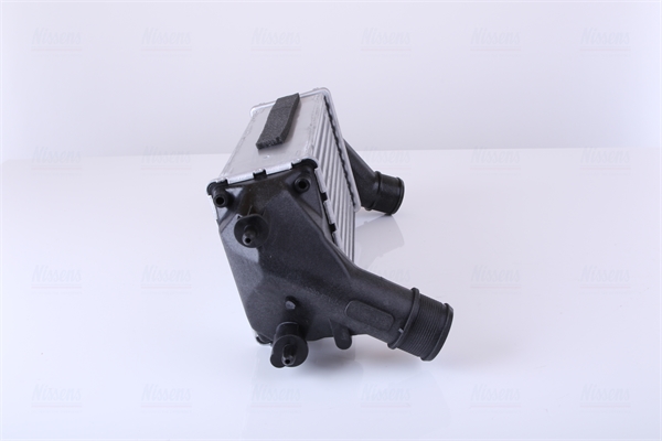 Охолоджувач наддувального повітря 96498 NISSENS #3