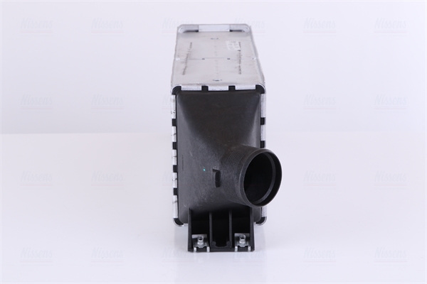 Охолоджувач наддувального повітря 96732 NISSENS #3