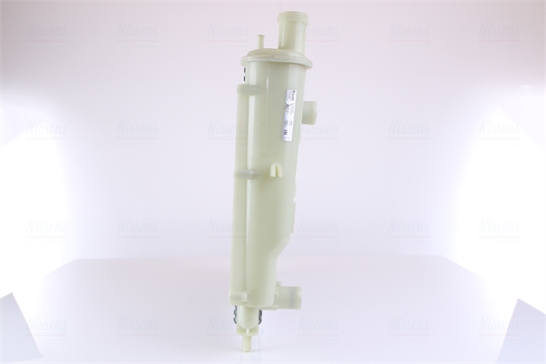 Радиатор, охлаждение двигателя 61779 NISSENS #3