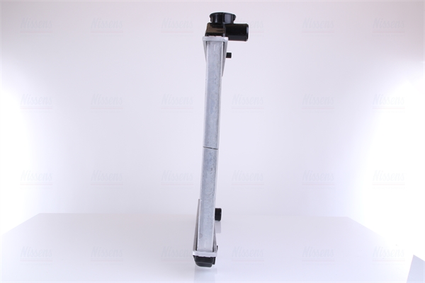 Радиатор, охлаждение двигателя 62976A NISSENS #3