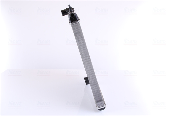 Радіатор, система охолодження двигуна 63697 NISSENS #2