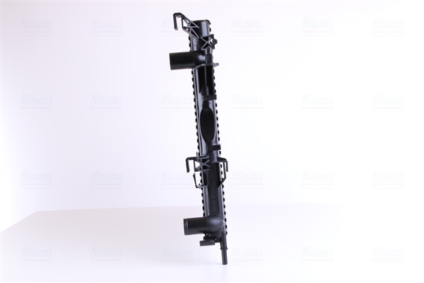 Радіатор, система охолодження двигуна 63813 NISSENS #2