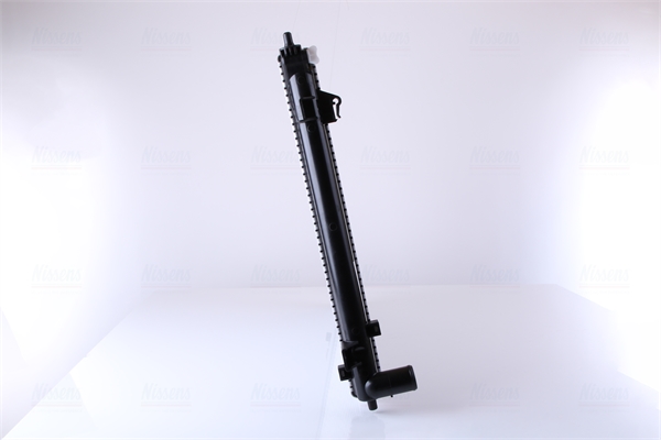 Радиатор, охлаждение двигателя 66684 NISSENS #3