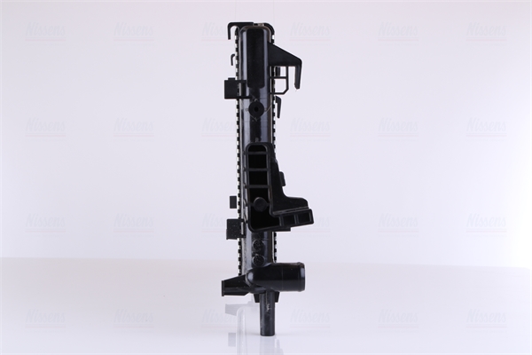 Радиатор, охлаждение двигателя 66698 NISSENS #3