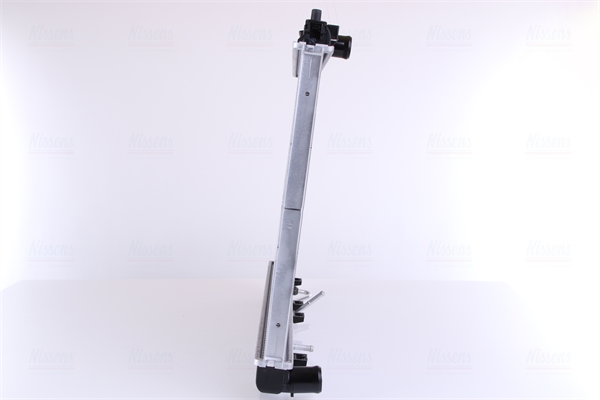 Радиатор, охлаждение двигателя 67468 NISSENS #3