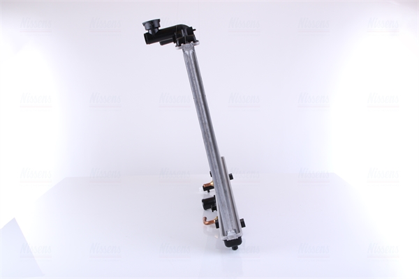 Радиатор, охлаждение двигателя 68533 NISSENS #2