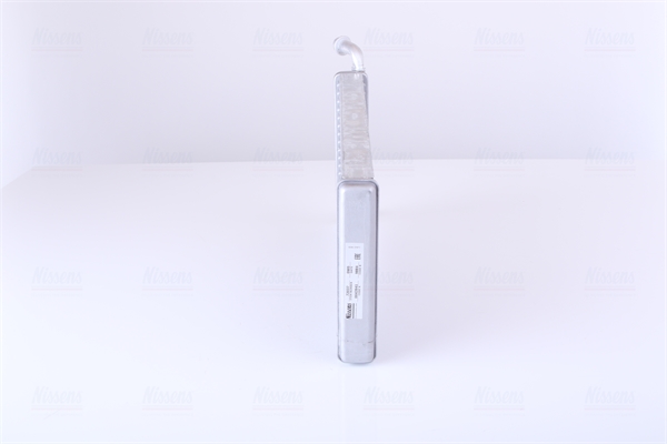 Теплообмінник, система опалення салону 72037 NISSENS #1